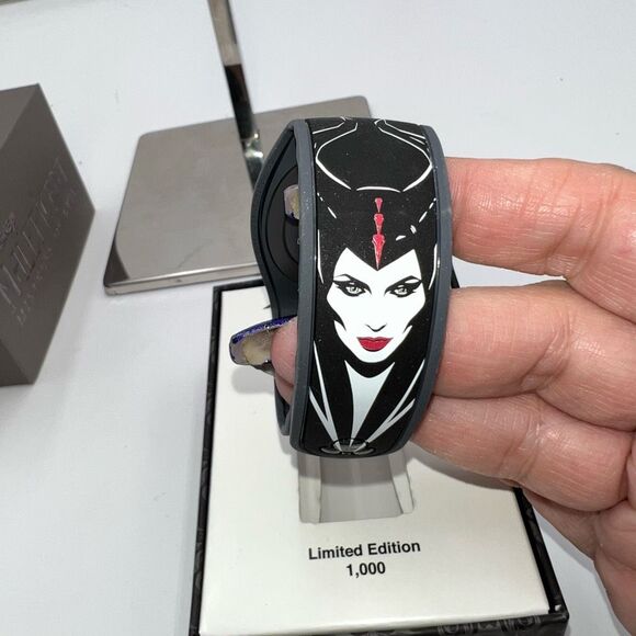 Disney Jewelry - Disney Parks New in Box Maleficent Magic Band Not Linked